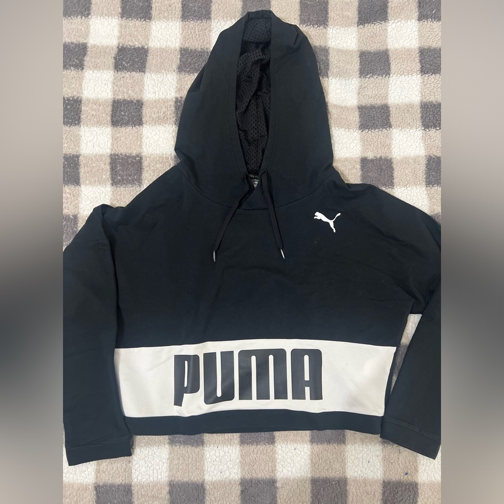 Puma Cropped Hoodie Size Medium